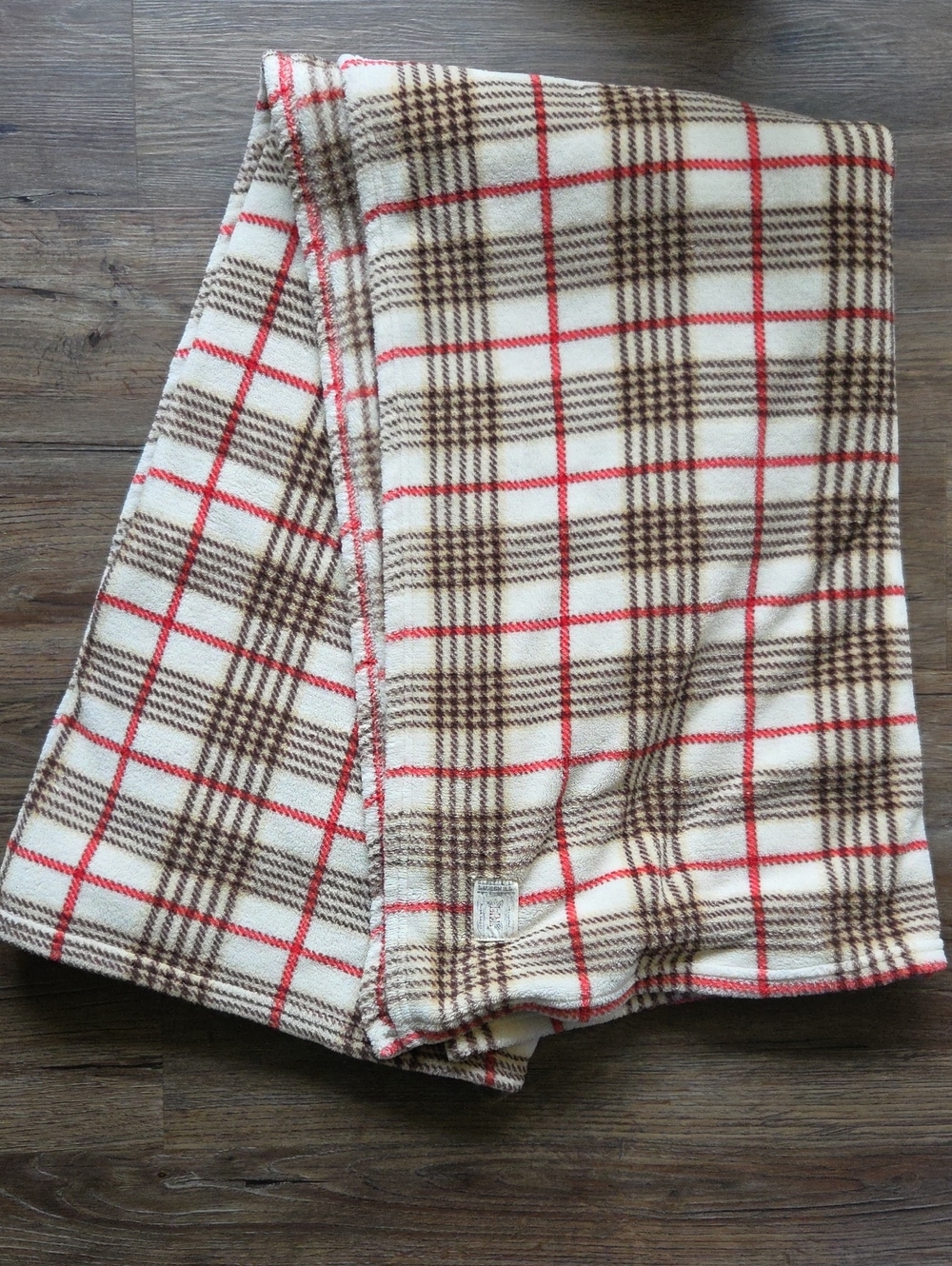 Lauren Ralph Lauren Neutral Color Red Blanket